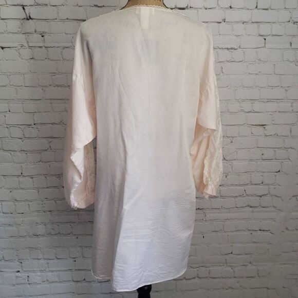 Vintage Pink Lace Nightgown - Picture 4 of 12